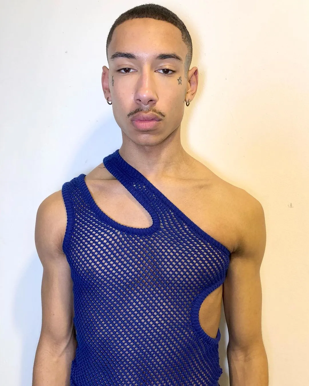 Cut-Out String Vest Blue