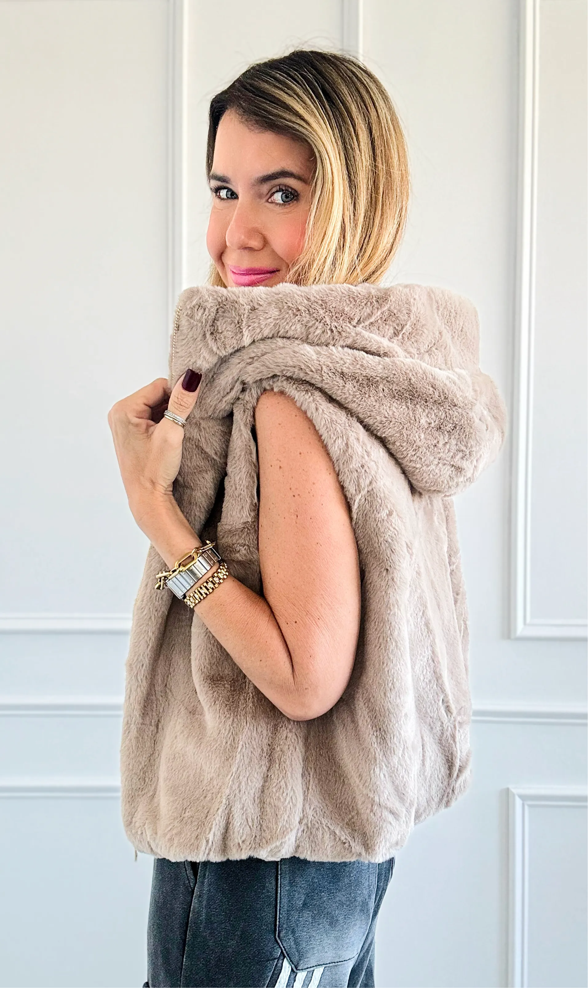 Furry Sleveless Hooded Vest - Coco