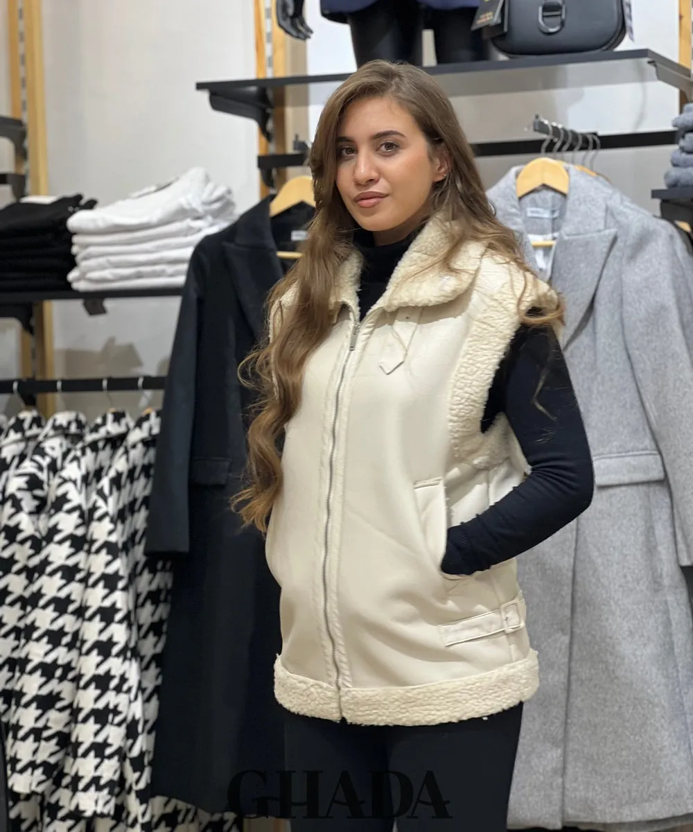 Gilet beige en simili cuir