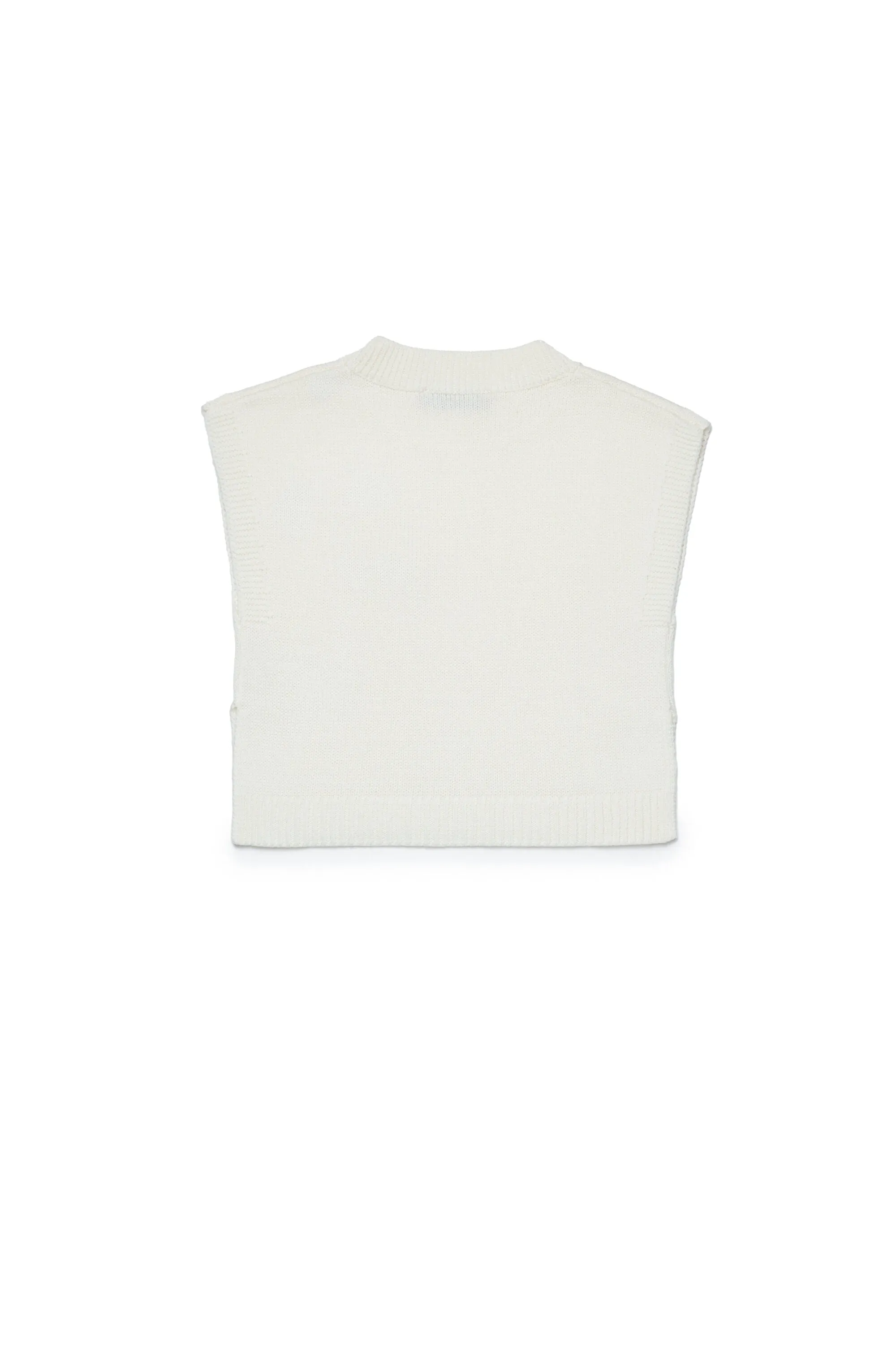Knitted vest with patch