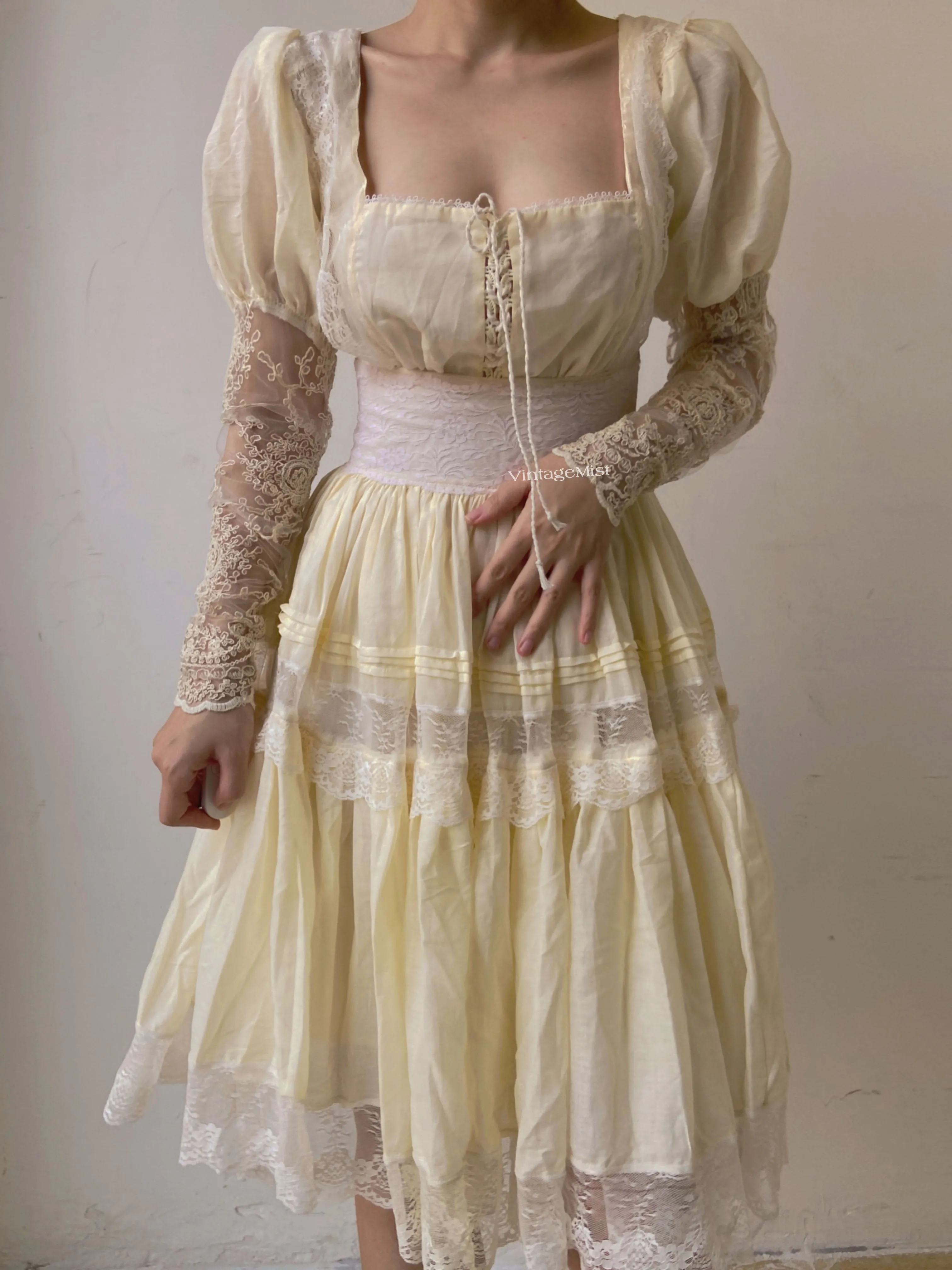 Lace Leg-of-Mutton Sleeve Pleated Midi Dress