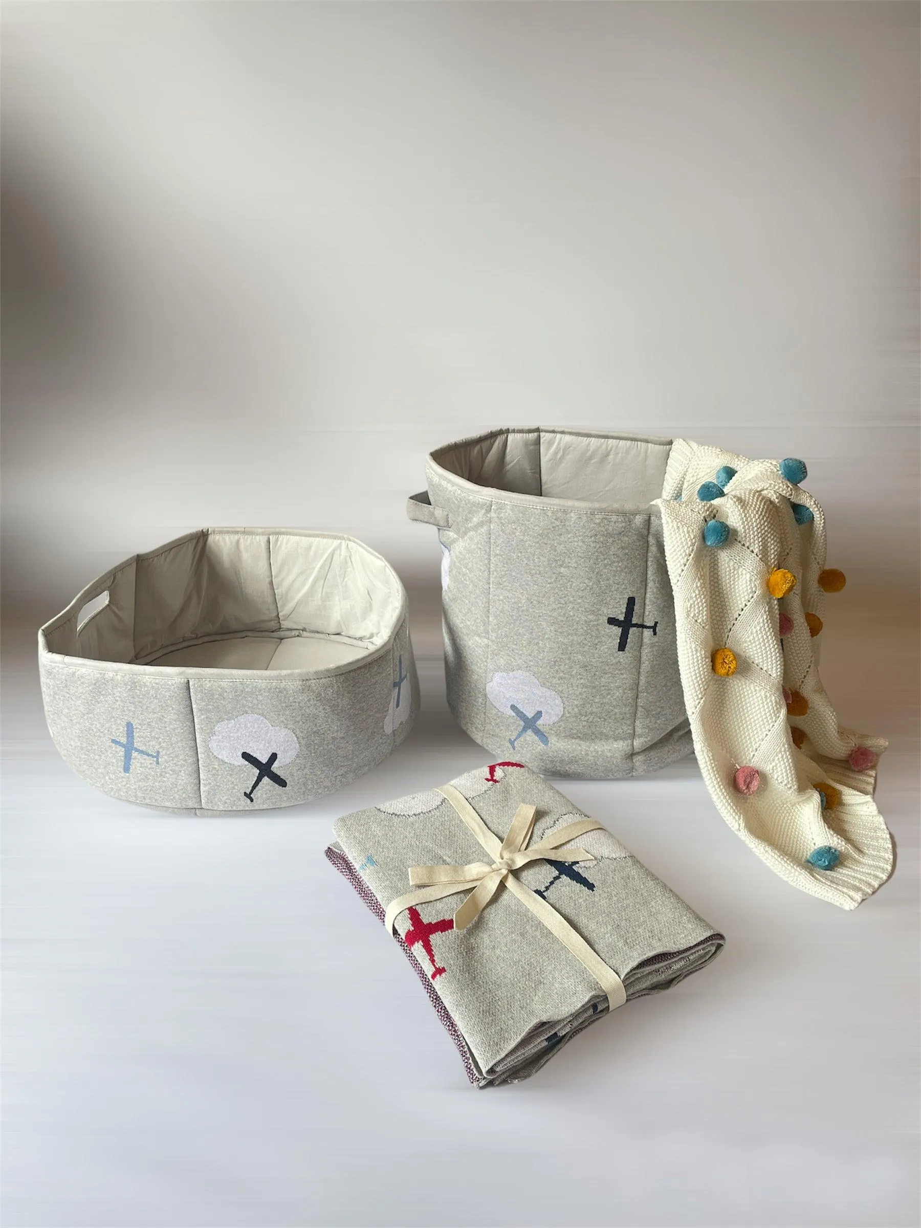 One Friday Grey  Small Aeroplan Basket
