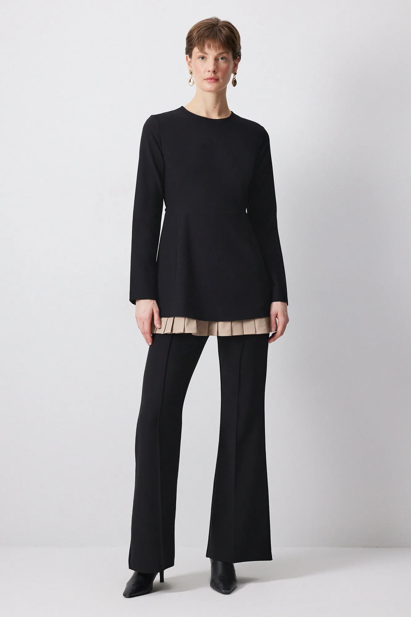 SATIN DETAILED CREPE TUNIC