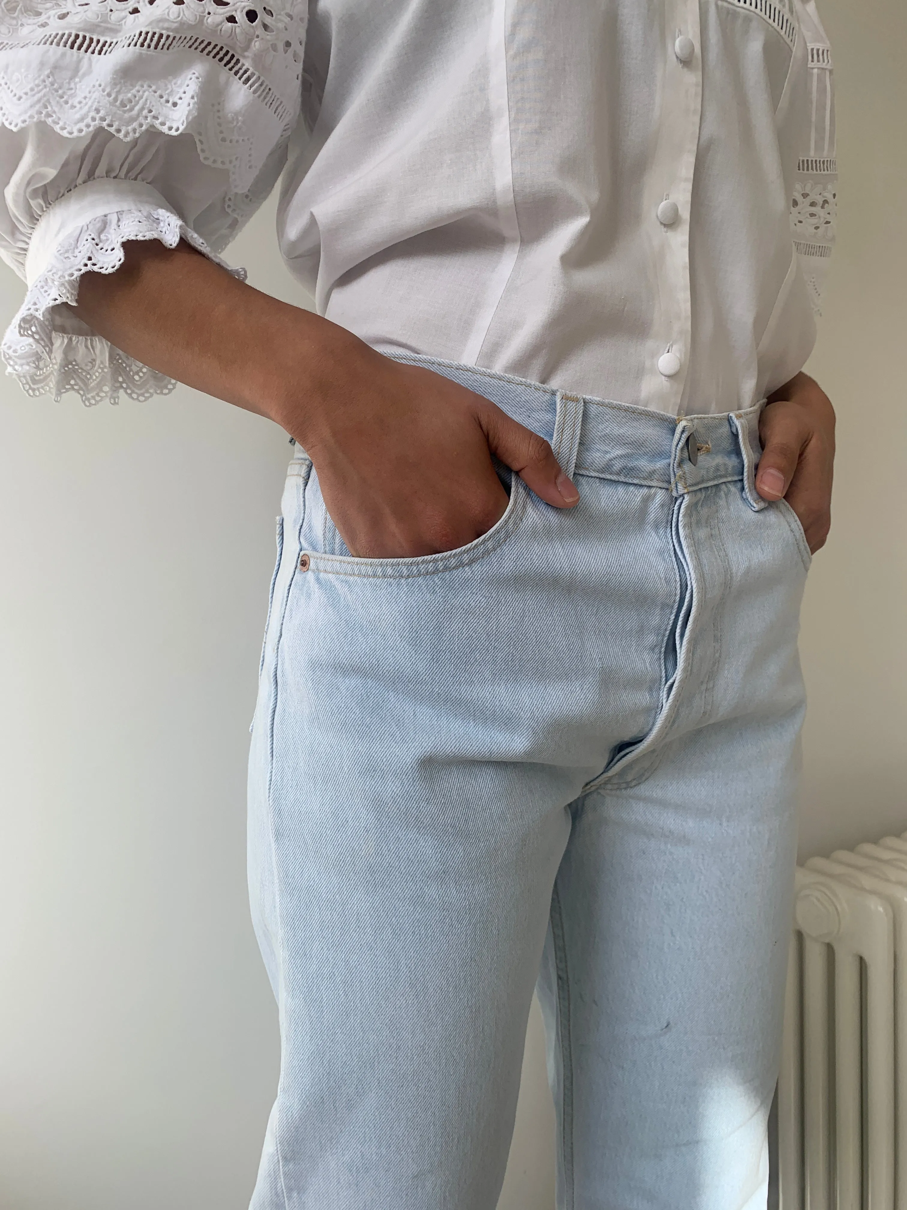 Vintage 501s bleached wash jeans W32